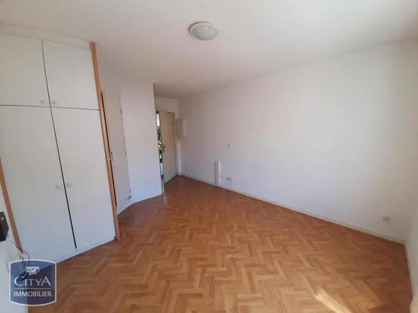 Appartement à louer 1 pièce 18m²
