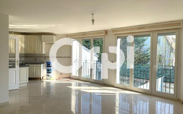 Appartement à louer    3 pièces • 69,62 m2 Saint-Maur-des-Fossés