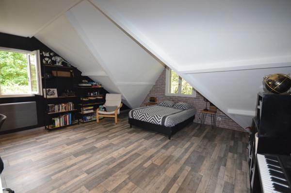 CHÂTEAU THIERRY (02) à vendre maison de 248 m² avec piscine et dépendances