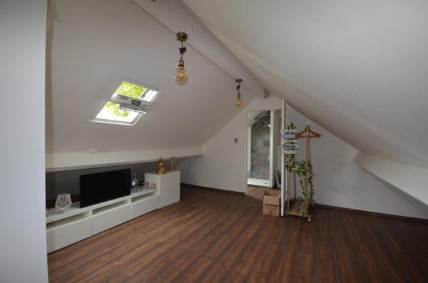 CHÂTEAU THIERRY (02) à vendre maison de 248 m² avec piscine et dépendances