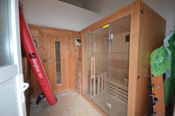 CHÂTEAU THIERRY (02) à vendre maison de 248 m² avec piscine et dépendances