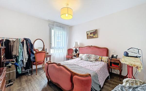 Appartement à vendre    3 pièces • 61 m2 Pau