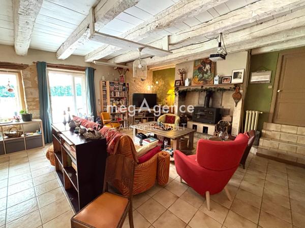 Maison à Vergt, 24380 - 6 pièces 203m²