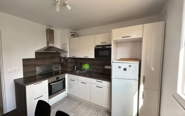 Appartement à louer    3 pièces • 54,79 m2 Châtillon