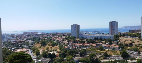 Marseille (13015) Appartement 4 pièces de prés de 70 m² avec cave et loggias
