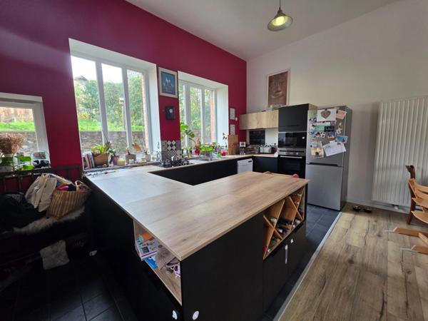 Maison de ville de 117 m², 5 chambres avec terrain à PANISSIERES