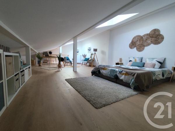 Appartement F4 à vendre  4 pièces - 86 m 2   ST PIERRE EN FAUCIGNY  - 74