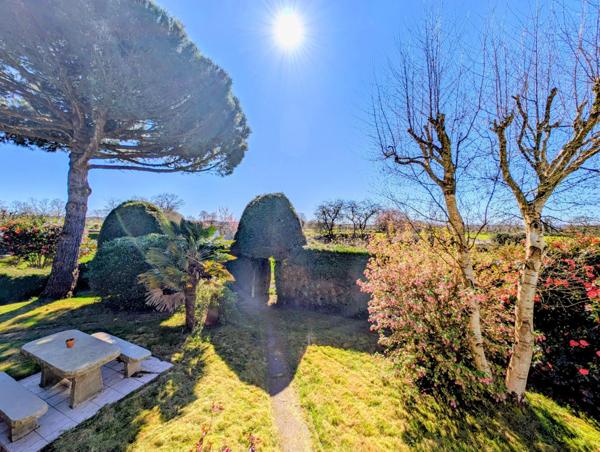 Néo-bretonne de 130 m² sur 1064 m² de jardin arboré, 4 chambres