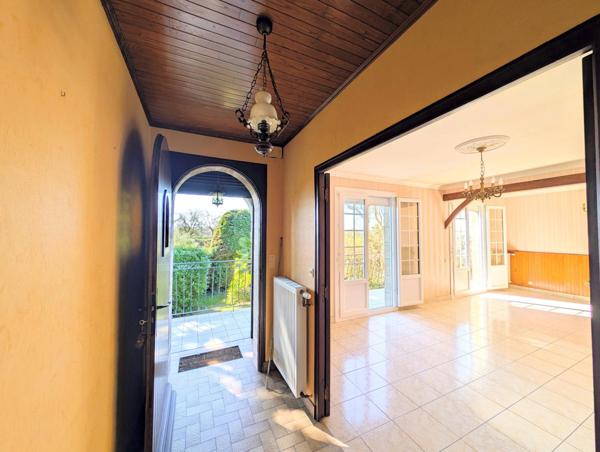 Néo-bretonne de 130 m² sur 1064 m² de jardin arboré, 4 chambres