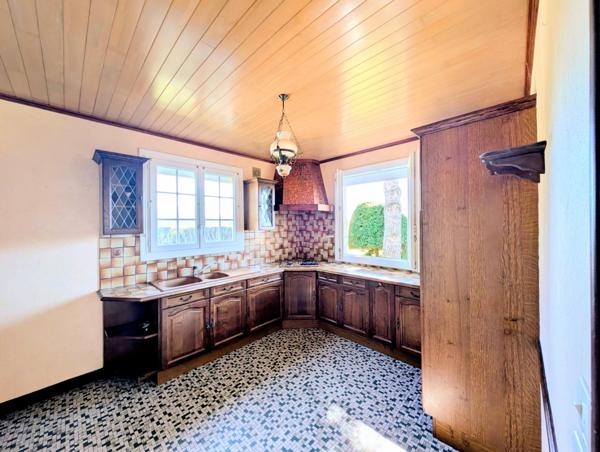 Néo-bretonne de 130 m² sur 1064 m² de jardin arboré, 4 chambres