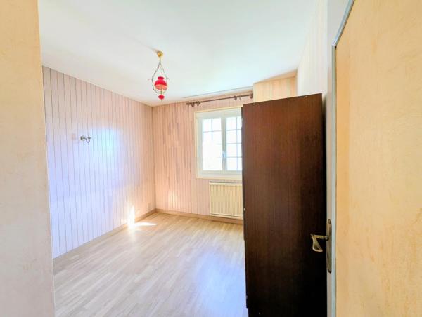 Néo-bretonne de 130 m² sur 1064 m² de jardin arboré, 4 chambres