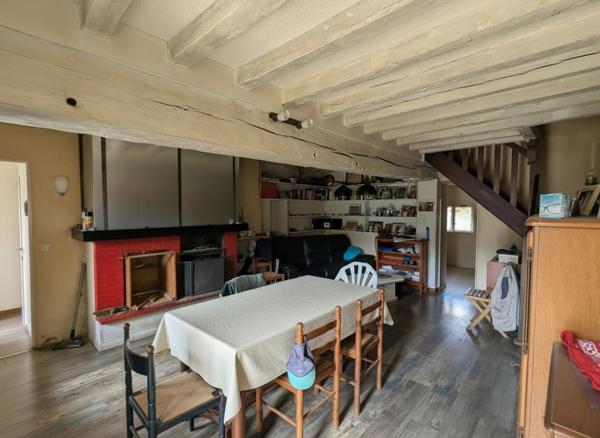 Maison de 114 m²  3 chambres parcelle de 2 368 m²