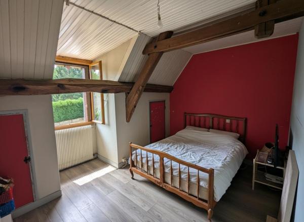Maison de 114 m²  3 chambres parcelle de 2 368 m²