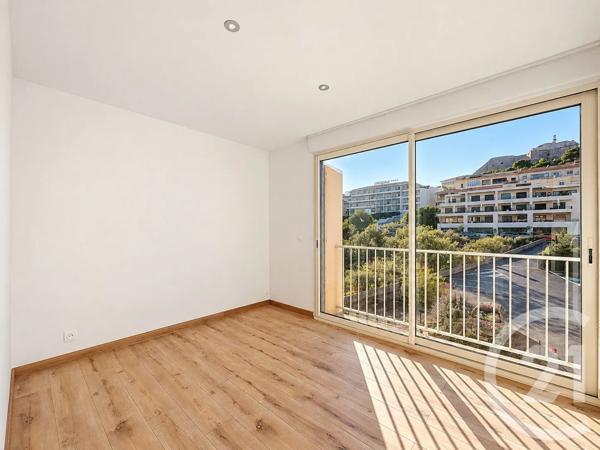 Appartement T2 à vendre  2 pièces - 43,88 m 2   CALVI  - 202