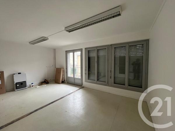 Appartement F4 à vendre  4 pièces - 95,52 m2 CHATELLERAULT - 86