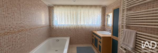 Maison à vendre 4 pièces 135,32 m² Montluçon