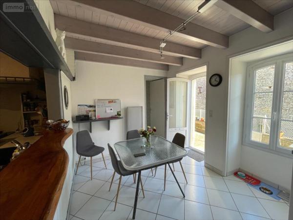 Maison rurale à vendre à Vix en Vendée (85770), ref : FA 396