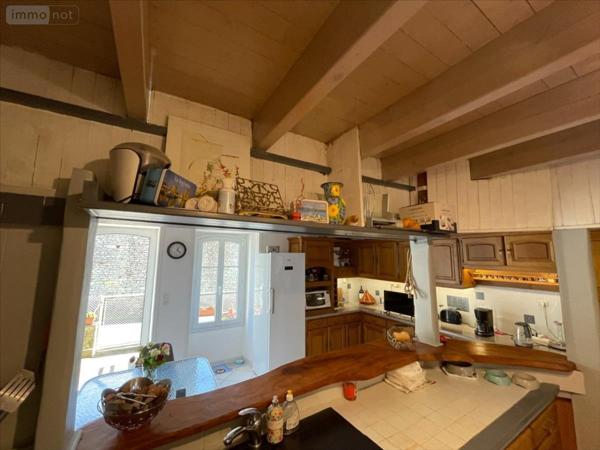 Maison rurale à vendre à Vix en Vendée (85770), ref : FA 396