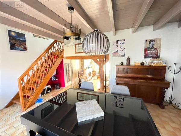 Maison rurale à vendre à Vix en Vendée (85770), ref : FA 396
