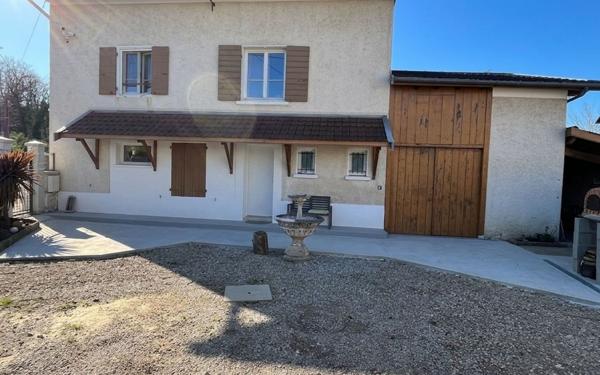 Maison à vendre    5 pièces •  Charvieu-Chavagneux