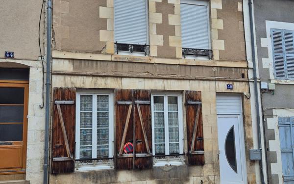 Maison à vendre    3 pièces •  La Charité-sur-Loire