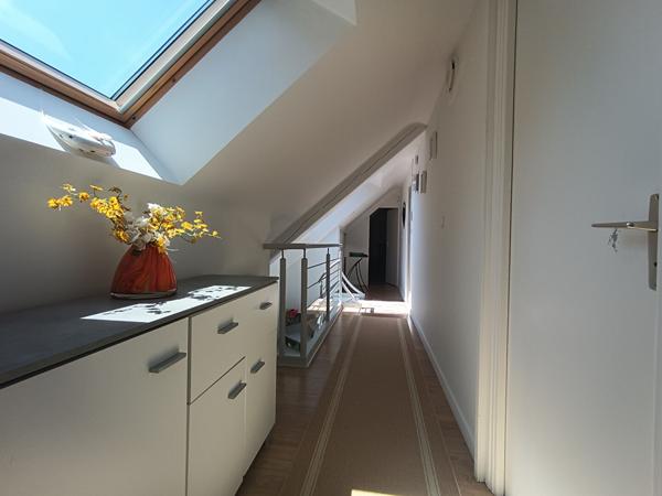 Longère à vendre à Saint Ave 4 chambres située dans un environnement exceptionnel.