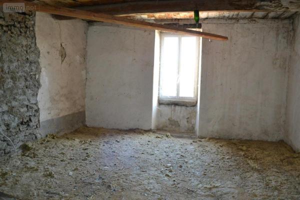 Maison à vendre à Villeneuve-de-Berg en Ardèche (07170), ref : 07068-725