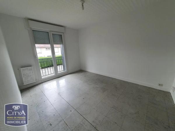 Appartement à louer 4 pièces 76m² Hirson (02500)