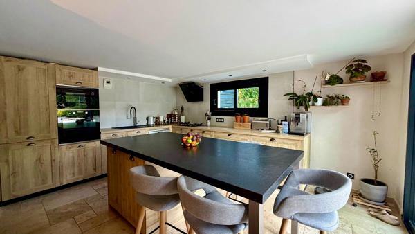 Maison individuelle familiale avec grand jardin - 4 chambres - VIENNE
