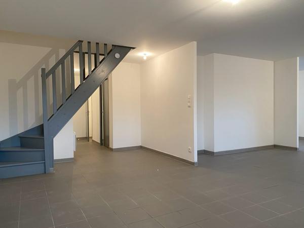 Duplex à louer, 4 pièces - Merville 59660