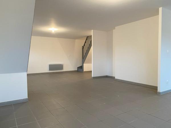 Duplex à louer, 4 pièces - Merville 59660