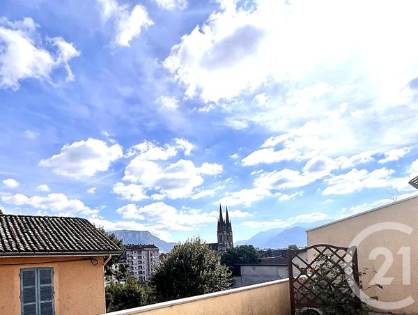 Appartement F4 à vendre  4 pièces - 96 m2 VOIRON - 38