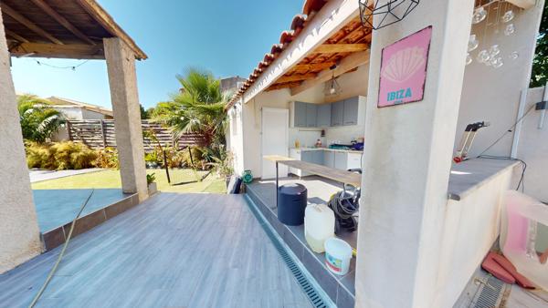 Villa d'exception 4 faces – Plus de 200 m² – 6 chambres – Piscine – Calme absolu