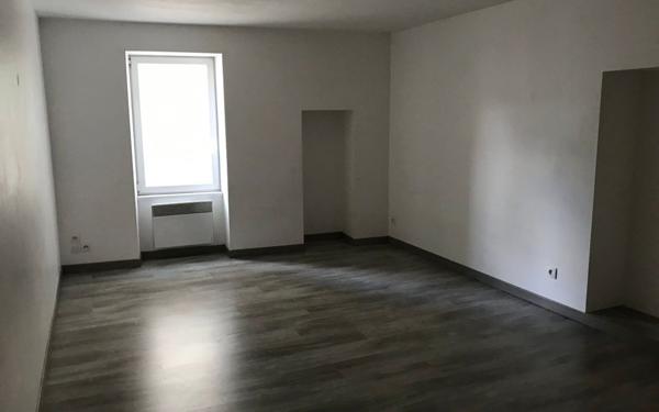 Maison à louer    3 pièces •  Saint-Marcellin