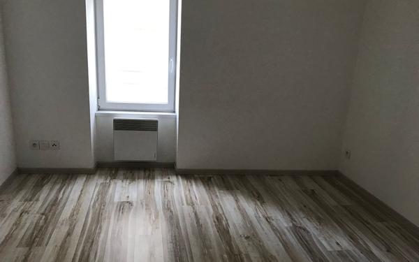 Maison à louer    3 pièces •  Saint-Marcellin