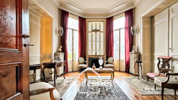 Dpt Nord (59), à vendre Hôtel Particulier d’Exception - 570m², Proche Cambrai et Futur Data Center - Terrain de 1500 m²