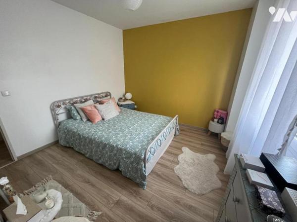 Pavillon récent de 2020, de type 5 pièces, d'une superficie de 91.25 m², édifié sur un terrain 