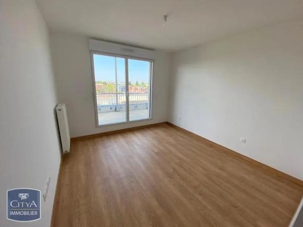 Appartement à louer 4 pièces 78.96m² Guyancourt (78280)