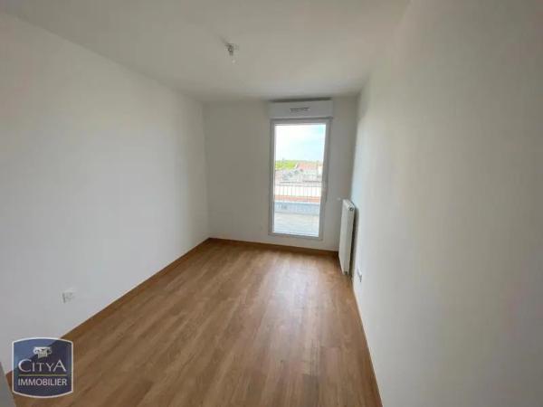 Appartement à louer 4 pièces 78.96m² Guyancourt (78280)