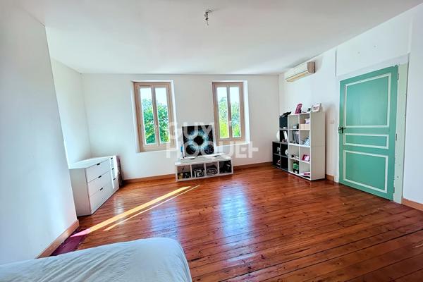 MAISON DE VILLAGE A VILLEBRUMIER (82370) , 7 PIECES, 5 CHAMBRES