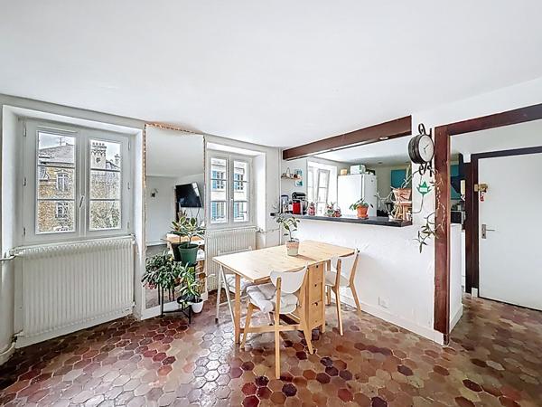 Appartement centre ville de Meaux - proche rue piétonne et gare - 2 chambres - superficie environ 70 m2