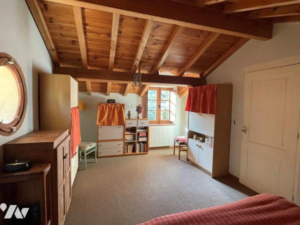 MIRANDE (GERS) Belle maison de 1998 sur environ 1400m² de terrain, proche tous commerces