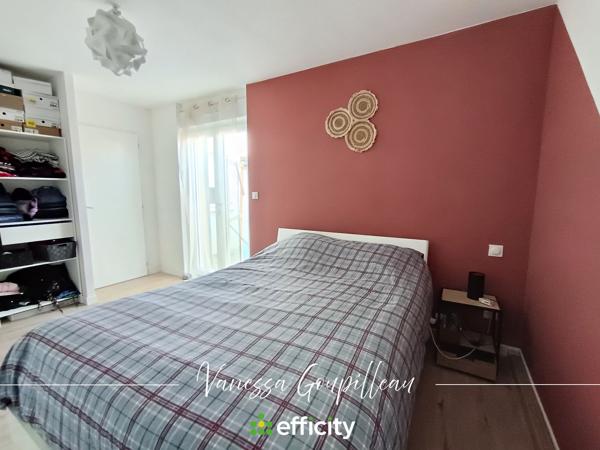 Maison
         5 pièces
        - 125 m² 295 000 € *