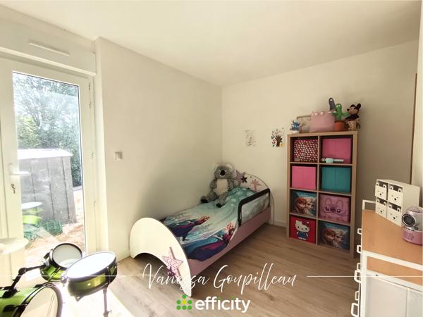 Maison
         5 pièces
        - 125 m² 295 000 € *