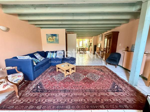 BAS CENON- ECHOPPE avec jardin et très grande pièce de vie