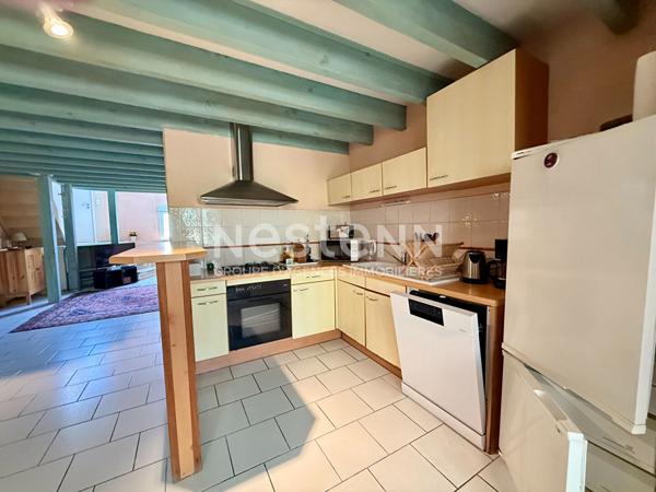 BAS CENON- ECHOPPE avec jardin et très grande pièce de vie