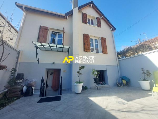 Maison Pierrelaye 5 pièces 86 m2 €289 000 ** - Référence 4478