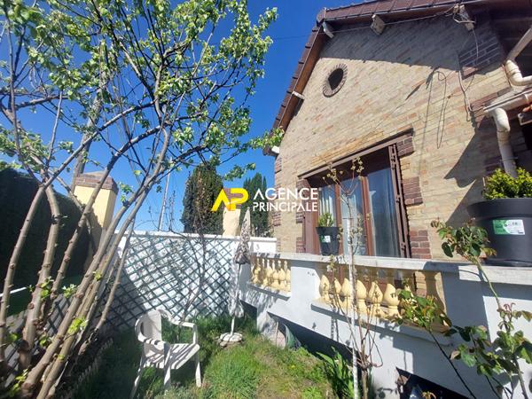 Maison Pierrelaye 5 pièces 86 m2 €289 000 ** - Référence 4478