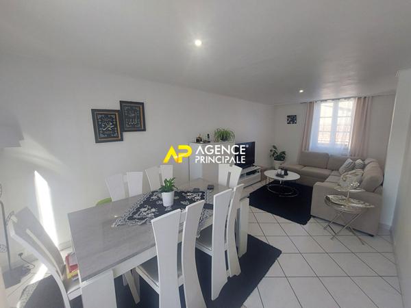 Maison Pierrelaye 5 pièces 86 m2 €289 000 ** - Référence 4478