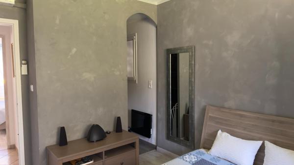 Maison T4 plain-pied 130 m² - Piscine – 1100 m²